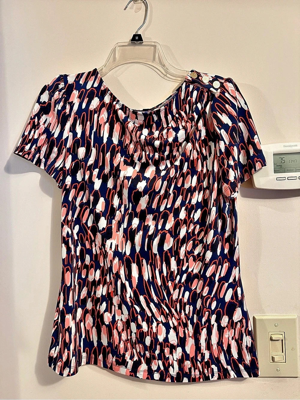 DKNY Abstract Short Sleeve Top in Blue & Pink Size Medium